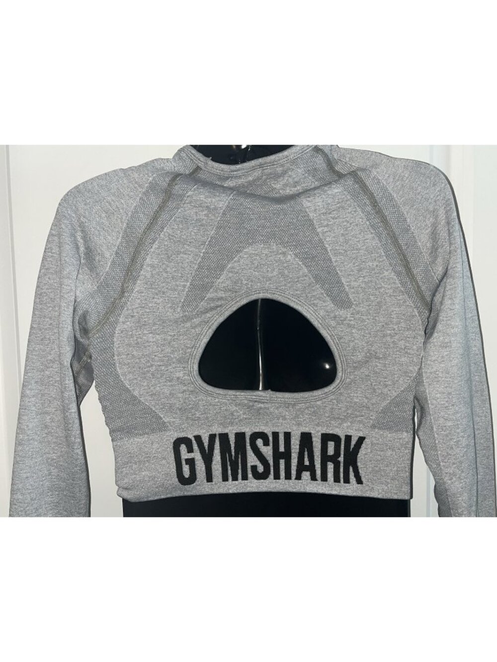 Gymshark Flex Sports Long Sleeve Crop Top Womens Small Gray Gym Shirt Thumb Hole